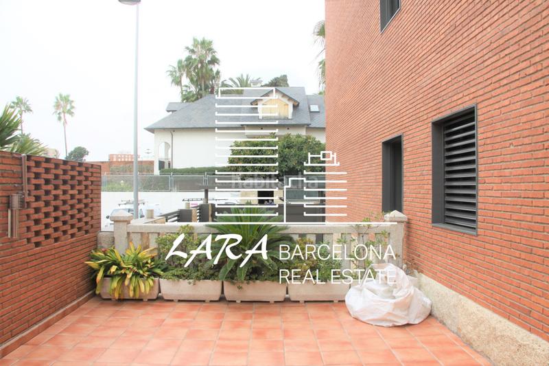 Foto f48ce8b5-8c16-4a38-aa0d-dc8c13d8bf21. House with fireplace heating parking in Torrent Ballester Viladecans