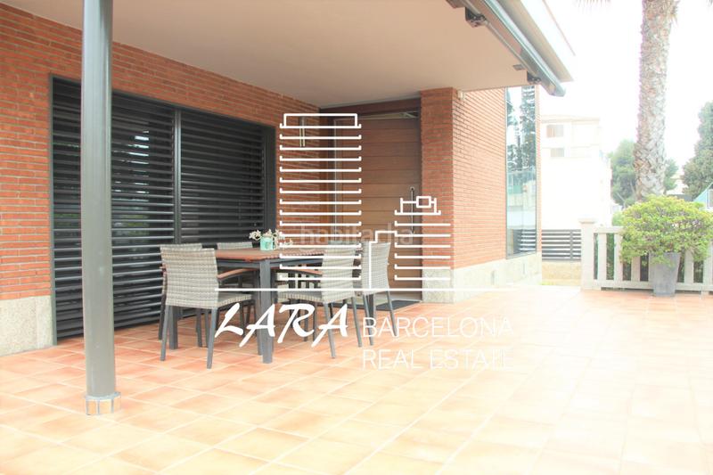 Foto fcae1973-3cf7-40a9-be1a-6beebce08478. House with fireplace heating parking in Torrent Ballester Viladecans