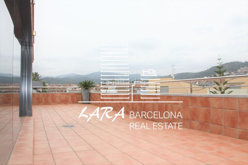 Foto fcee9a88-8e7c-4856-95a5-233393535604. House with fireplace heating parking in Torrent Ballester Viladecans