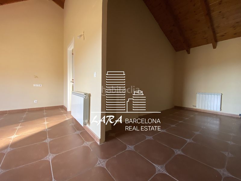 Foto 5c066176-d56e-47a4-a1d2-b5646bd9ca78. Casa amb xemeneia calefacció aparcament piscina a Vendrell (El)