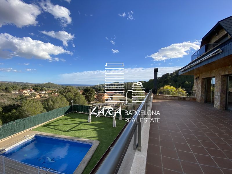 Foto fca1d55c-b058-47fc-9232-e140def3d0b4. Casa amb xemeneia calefacció aparcament piscina a Vendrell (El)