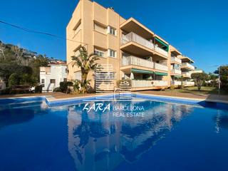 Lloguer Pis a Lluminetes. Ideal acogedor en la playa con terraza y parking