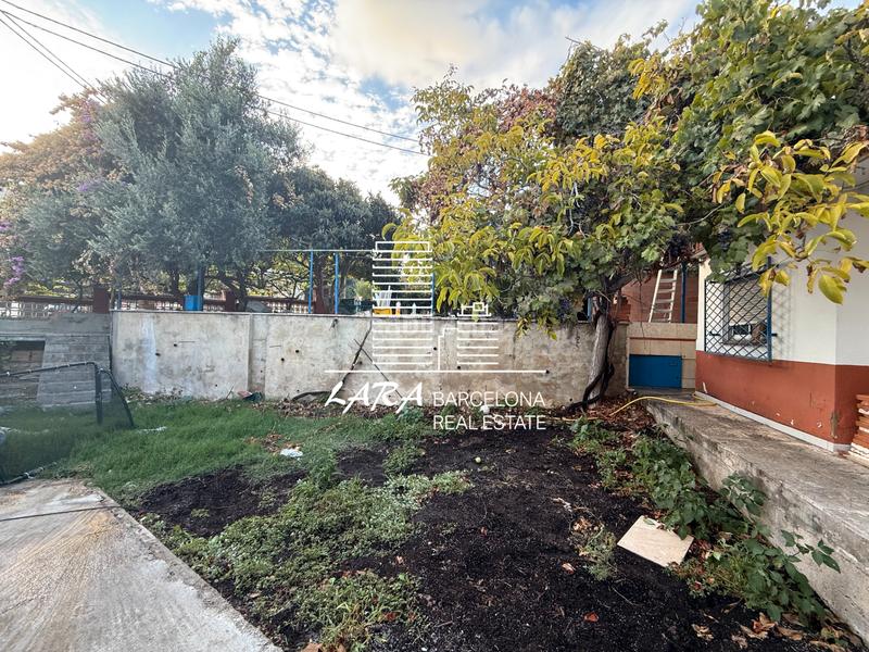 Foto 802cb099-a433-4419-b589-0c0c844d75b9. Casa in costa Cunit - els jardins - els rosers Cunit