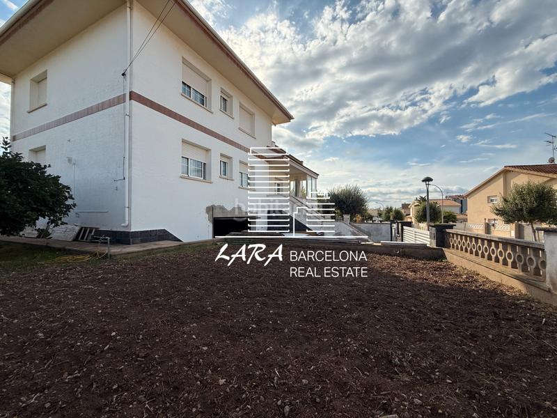 Foto 9407e226-1771-4ab1-9d5d-16505b869cab. Haus mit heizung parking in Cunit residencial Cunit