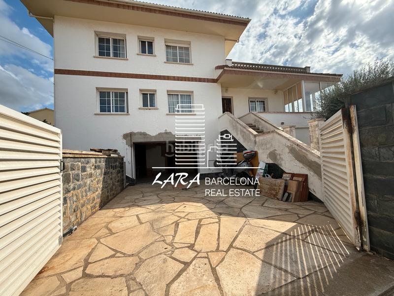 Foto b41a17e1-35d0-48e1-937b-7f3c15d13483. Haus mit heizung parking in Cunit residencial Cunit