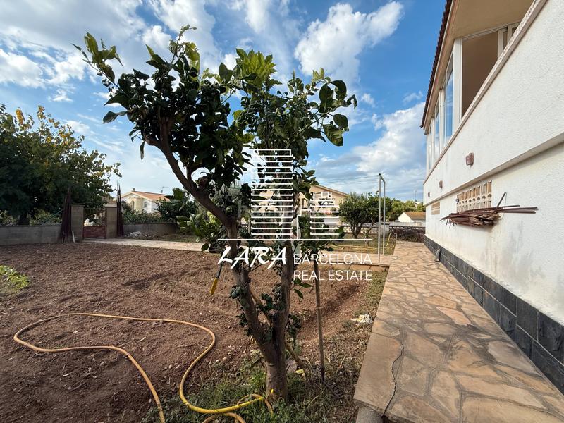 Foto f3159076-e57c-4451-90ab-ad28a6e6c644. Haus mit heizung parking in Cunit residencial Cunit