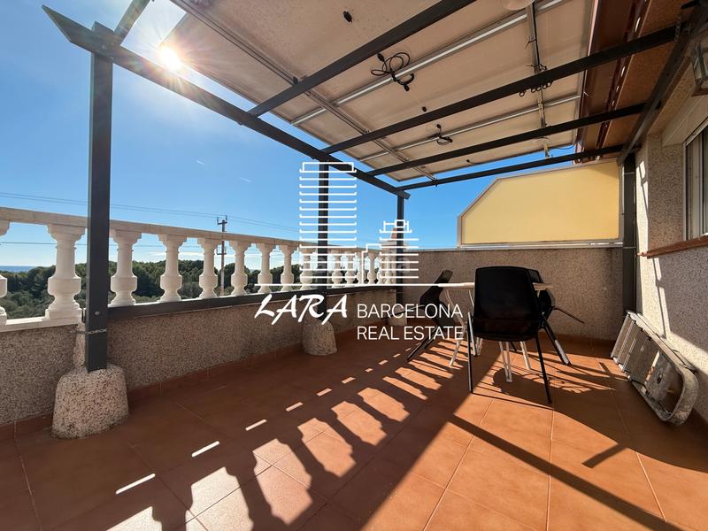 Foto 10e41684-e8b2-4a02-b03d-a9953b172b71. Reihenhaus mit heizung parking in Creixell