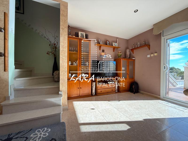 Foto 2877969a-3744-44dc-9031-e61a2d18e815. Reihenhaus mit heizung parking in Creixell