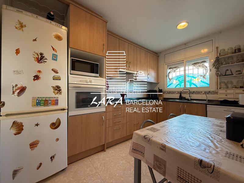 Foto 3b6fb011-ac07-4853-a0eb-36029aa68bbf. Reihenhaus mit heizung parking in Creixell