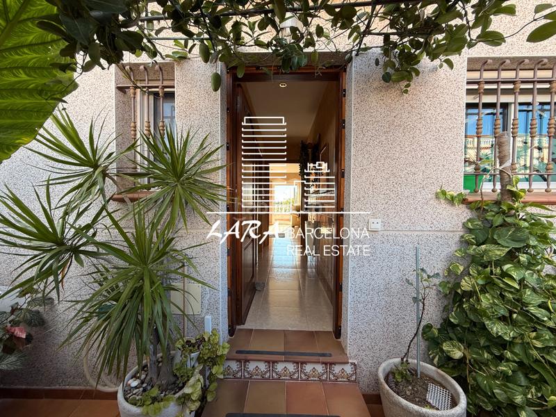 Foto 750040e0-0aaa-4ff5-85eb-e01ec8758d9d. Reihenhaus mit heizung parking in Creixell