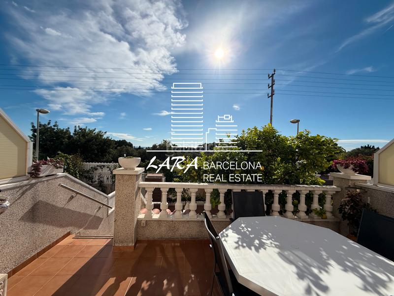 Foto 84edf54e-c1a4-42c4-bb20-c830846099b2. Reihenhaus mit heizung parking in Creixell