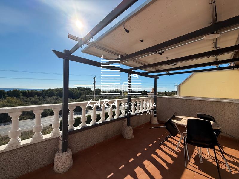 Foto 8ea8d6aa-ae23-47f5-883d-8f2689531f5d. Reihenhaus mit heizung parking in Creixell