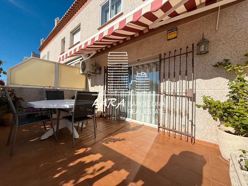 Foto ab717a59-3798-46ba-b40f-749f877ed59b. Reihenhaus mit heizung parking in Creixell