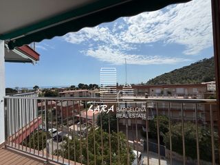 Appartement in El Poal. Piso con vistas al mar cerca playa con balcon con piscina