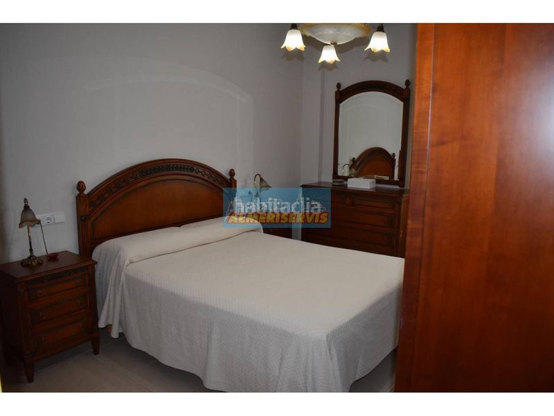 Foto 53821e8e-9b2b-421a-b49c-1c9cebb3d67f. Casa con parcheggio in Plaza de la Luz Ejido (El)