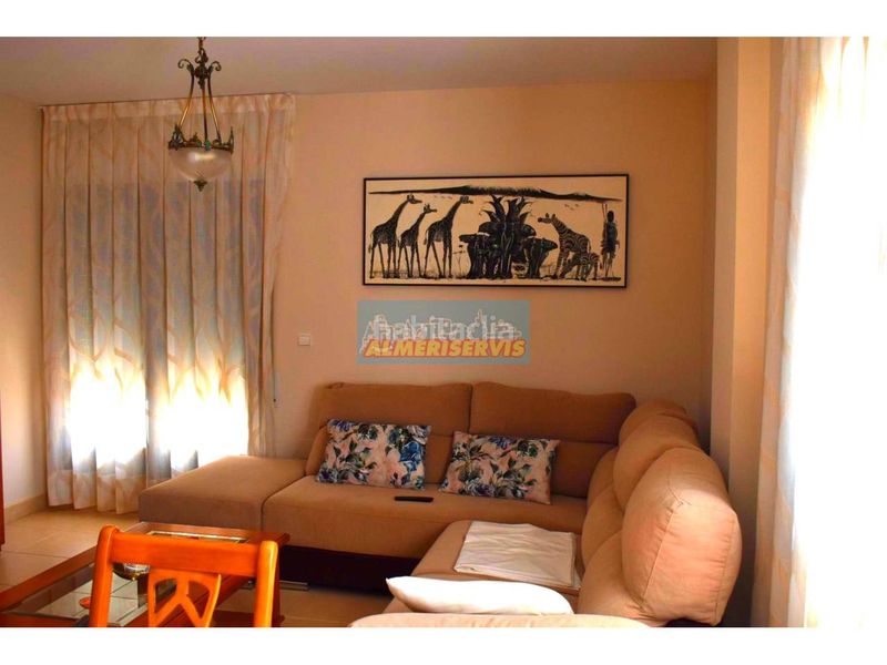 Foto d8191463-11d3-4f4c-b799-d93668b8f93b. Casa con parcheggio in Plaza de la Luz Ejido (El)
