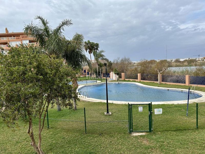 Foto a20489cb-86e1-4ea9-9f0e-2d838261034e. Apartament amb aparcament piscina a Almerimar Ejido (El)