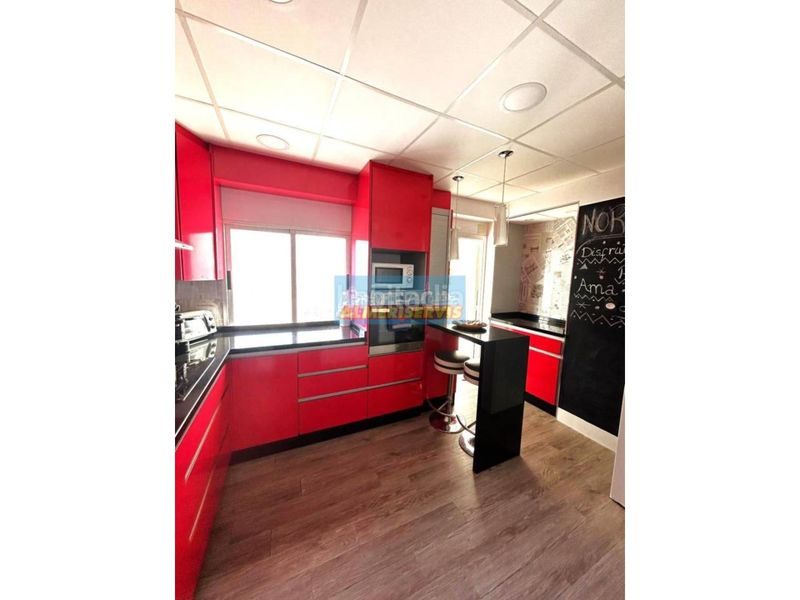 Foto 1da43f03-83f3-4e39-9179-14e879b3f7ae. Apartament a Berja