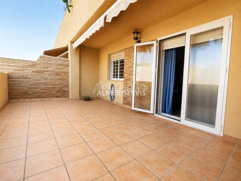 Foto 6a74d6c3-96c5-4dba-bd2d-e3245dd98657. Apartament amb piscina a Balerma Ejido (El)