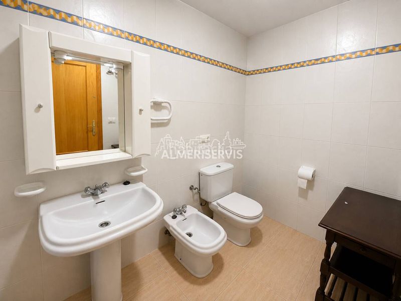 Foto b13063ff-0382-4fc3-ab4d-9625173236c8. Apartament amb piscina a Balerma Ejido (El)