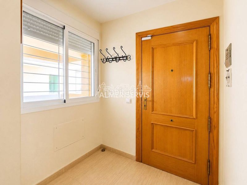 Foto be37b0e6-d42f-404b-a12d-0b18a5728dc1. Apartament amb piscina a Balerma Ejido (El)