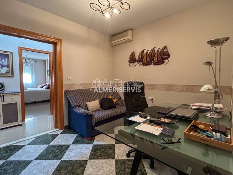 Foto c6e4ba82-94aa-43bf-b368-3c1e9776406f. Casa adossada amb aparcament a Santo Domingo Ejido (El)