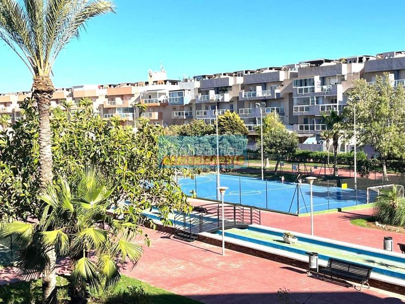 Foto b7dc547b-febc-4e4c-a95d-3ed4e28d8600. Apartament amb aparcament piscina a Almerimar Ejido (El)