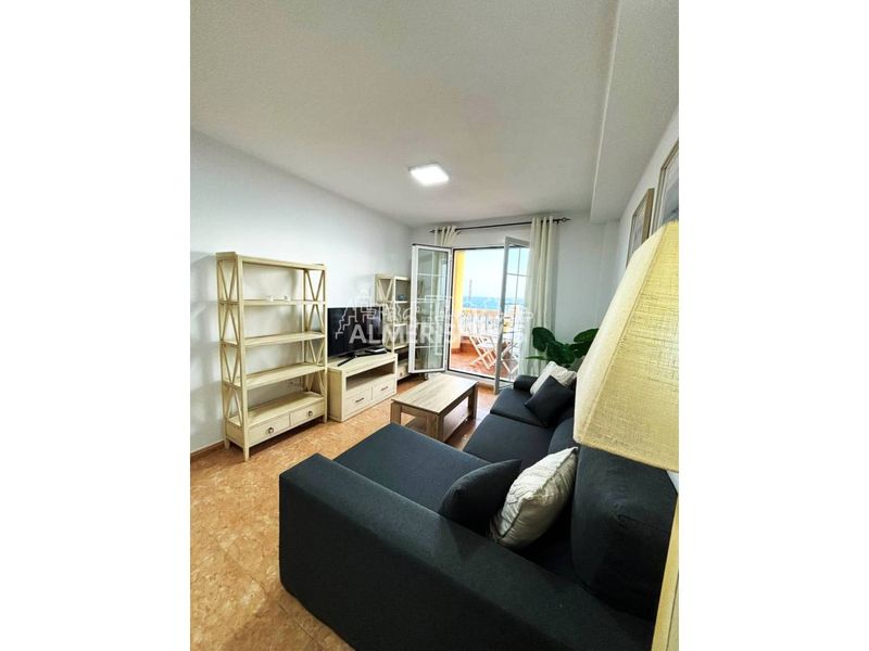 Foto 3cfd45d2-3933-44a3-84f0-dc12d8c040c6. Apartament amb aparcament piscina a El Puerto Roquetas de Mar