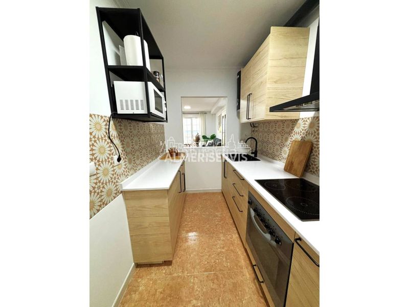 Foto 53f3fa0c-8a44-455c-9138-518fb55823b4. Apartament amb aparcament piscina a El Puerto Roquetas de Mar