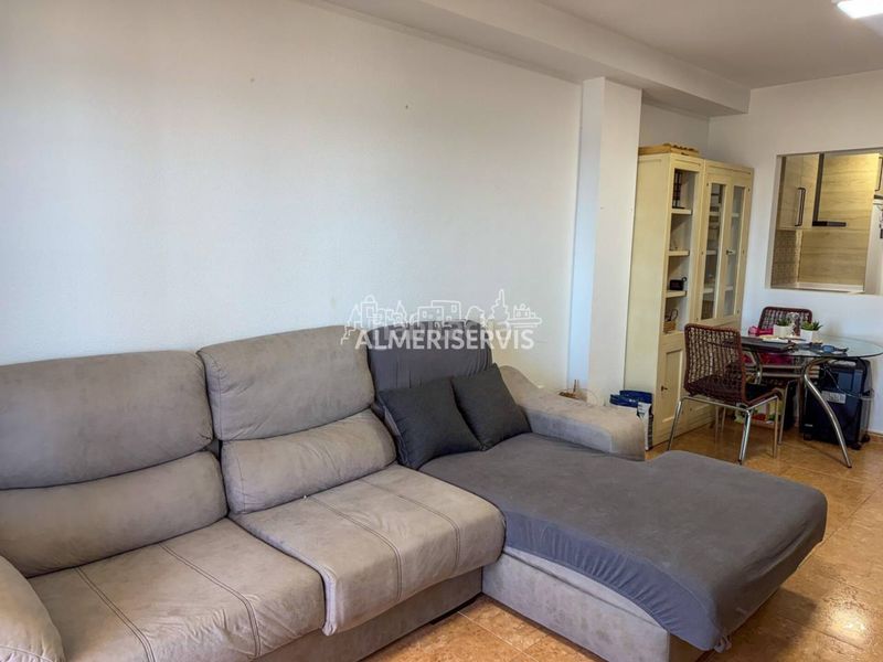 Foto 87305035-31c4-46ff-b810-7b5a27ffe57f. Apartament amb aparcament piscina a El Puerto Roquetas de Mar