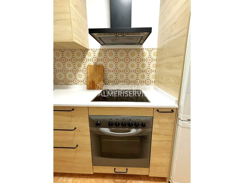 Foto c2533d77-488c-4f5a-9ab2-5e458da4150c. Apartament amb aparcament piscina a El Puerto Roquetas de Mar