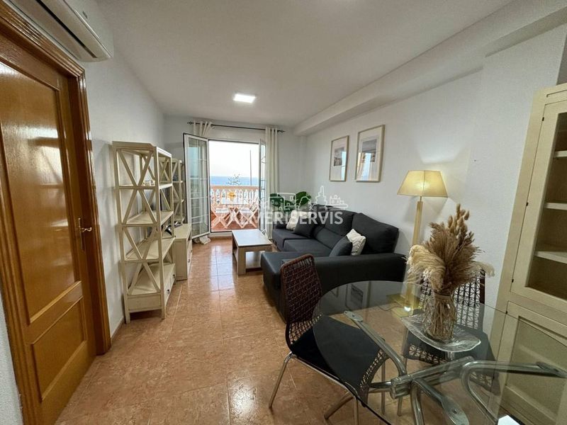 Foto e97be37a-80d1-4005-a619-53d23b53ff32. Apartament amb aparcament piscina a El Puerto Roquetas de Mar