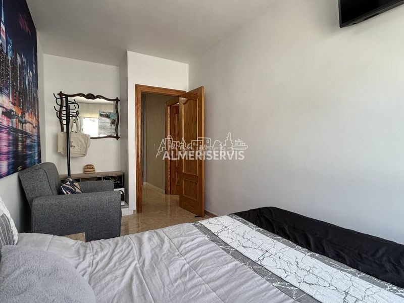 Foto a867b088-1d4a-41e1-80dc-564e210bd2d3. Pis a Roquetas pueblo Roquetas de Mar