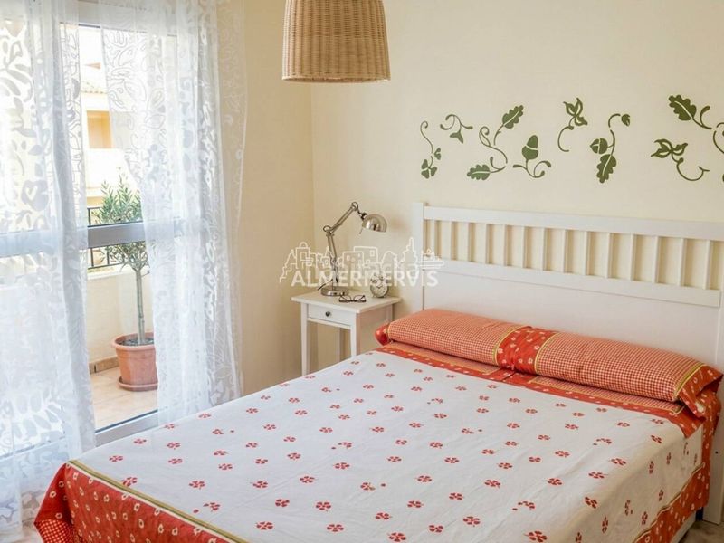 Foto aa979ec7-70df-44e2-b00d-80601f1527b6. Àtic amb aparcament piscina a Almerimar Ejido (El)