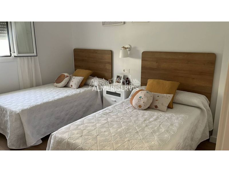 Foto f801f1ad-c1e9-4e01-bd95-ea6e76ec52c4. Apartament amb piscina a Almerimar Ejido (El)