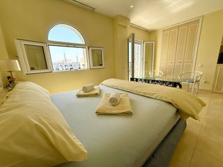 Àtic  Calle c-dársena de la batea. Ático dúplex de 3 dormitorios con gran terraza en puerto almerim