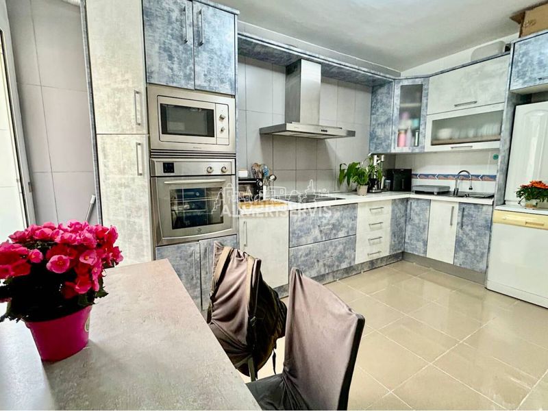 Foto 2f721256-f4f2-406f-b519-31b2158b7543. Apartament amb aparcament a El Parador de las Hortichuelas Roquetas de Mar