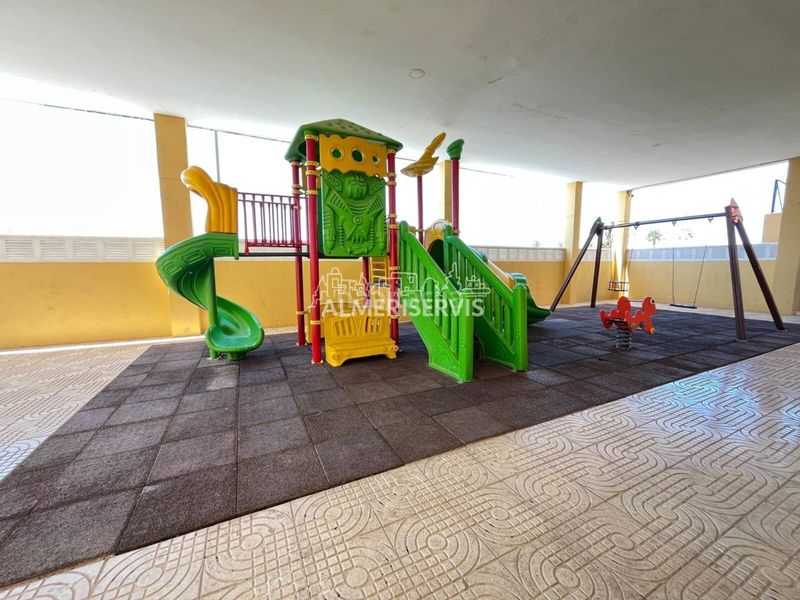 Foto 62d04e17-8d04-4455-91a3-39a22e0a37bc. Apartament amb aparcament a El Parador de las Hortichuelas Roquetas de Mar