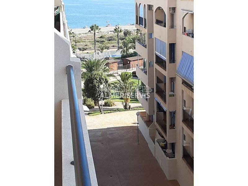 Foto 621c1ea3-8986-42d5-9401-cb994f6b74e2. Appartement avec parking piscine dans Almerimar Ejido (El)