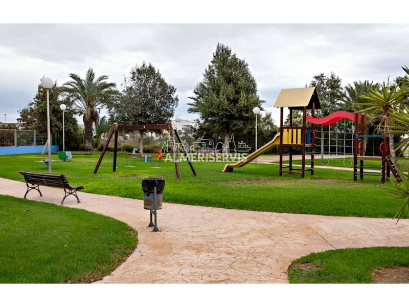Foto d69a7beb-5bb8-4ed1-b9ed-ea2902060124. Appartement avec parking piscine dans Almerimar Ejido (El)