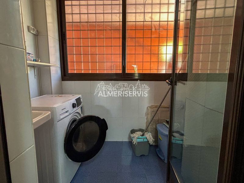 Foto 86c3ded4-f028-4e80-9dab-82baceba4072. Appartamento con piscina in Aguadulce Sur Roquetas de Mar