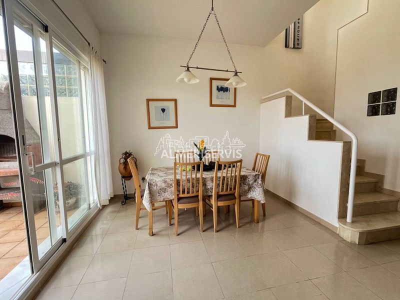 Foto a002877a-1bda-4758-888b-dba8c70f8912. Casa adossada amb aparcament piscina a Almerimar Ejido (El)