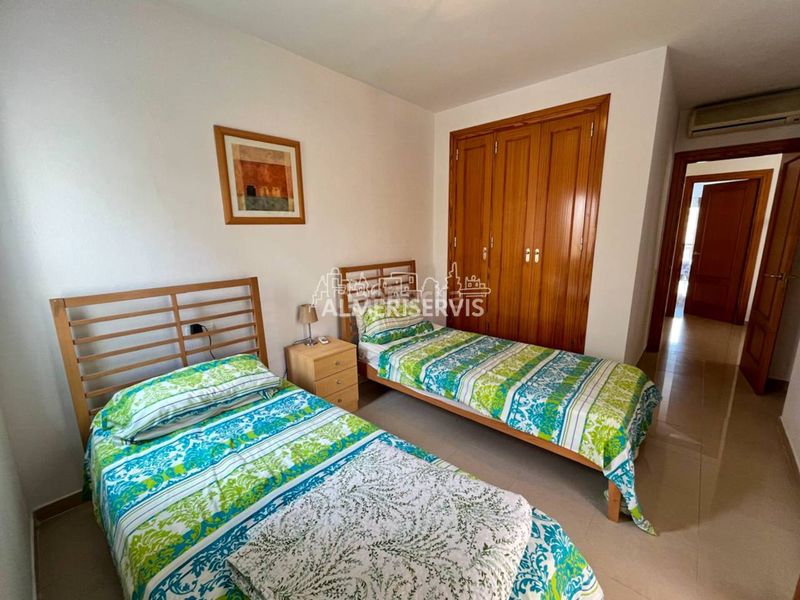 Foto a8c204cd-1a9b-4291-9ece-f520d2953eaa. Casa adossada amb aparcament piscina a Almerimar Ejido (El)