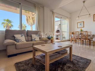 Casa adossada  Calle mesana. Adosado con vistas al golf, mar y garaje en almerimar