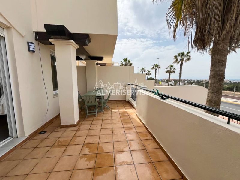 Foto e0b06fdb-e778-42fd-ae2b-ff49bca4f711. Casa adossada amb aparcament piscina a Almerimar Ejido (El)