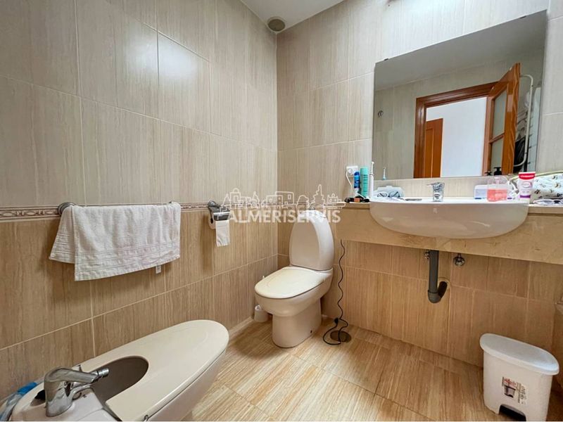 Foto ea7abca3-8bbe-4f94-81d0-e2de84322381. Casa adossada amb aparcament piscina a Almerimar Ejido (El)