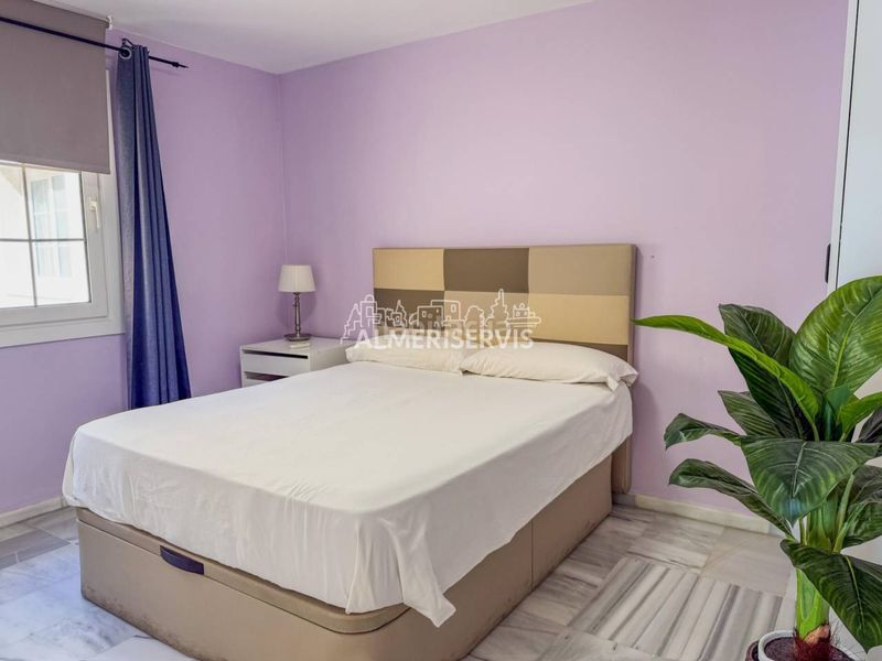 Foto 2be00c0b-3666-45ee-8d23-833db790b59f. Duplex with pool in Almerimar Ejido (El)