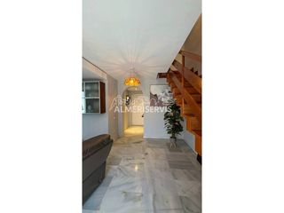 Dúplex  Calle carabela. Fantástica vivienda dúplex junto al puerto de almerimar