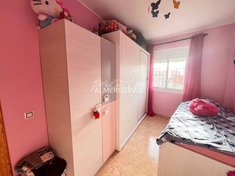 Foto dfa7d16e-9ec7-49f8-9f7b-ec5e2b4f4ce9. Pis amb aparcament a Roquetas pueblo Roquetas de Mar