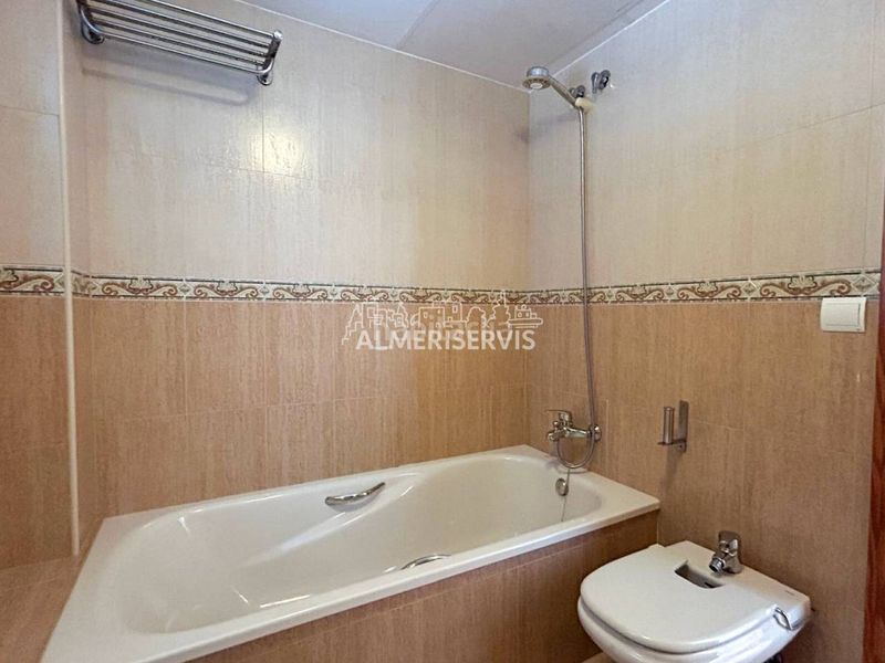 Foto b1f310b2-fa2d-4e0e-b354-7d1ced479a13. Casa amb aparcament piscina a Almerimar Ejido (El)